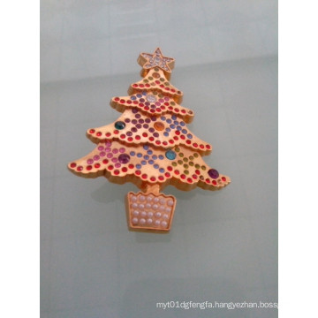 Shinning Gold Christmas Tree Badge with Diamonds (GZHY-LP-005)